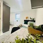 Stretford Sanctuary: Stylish Studio